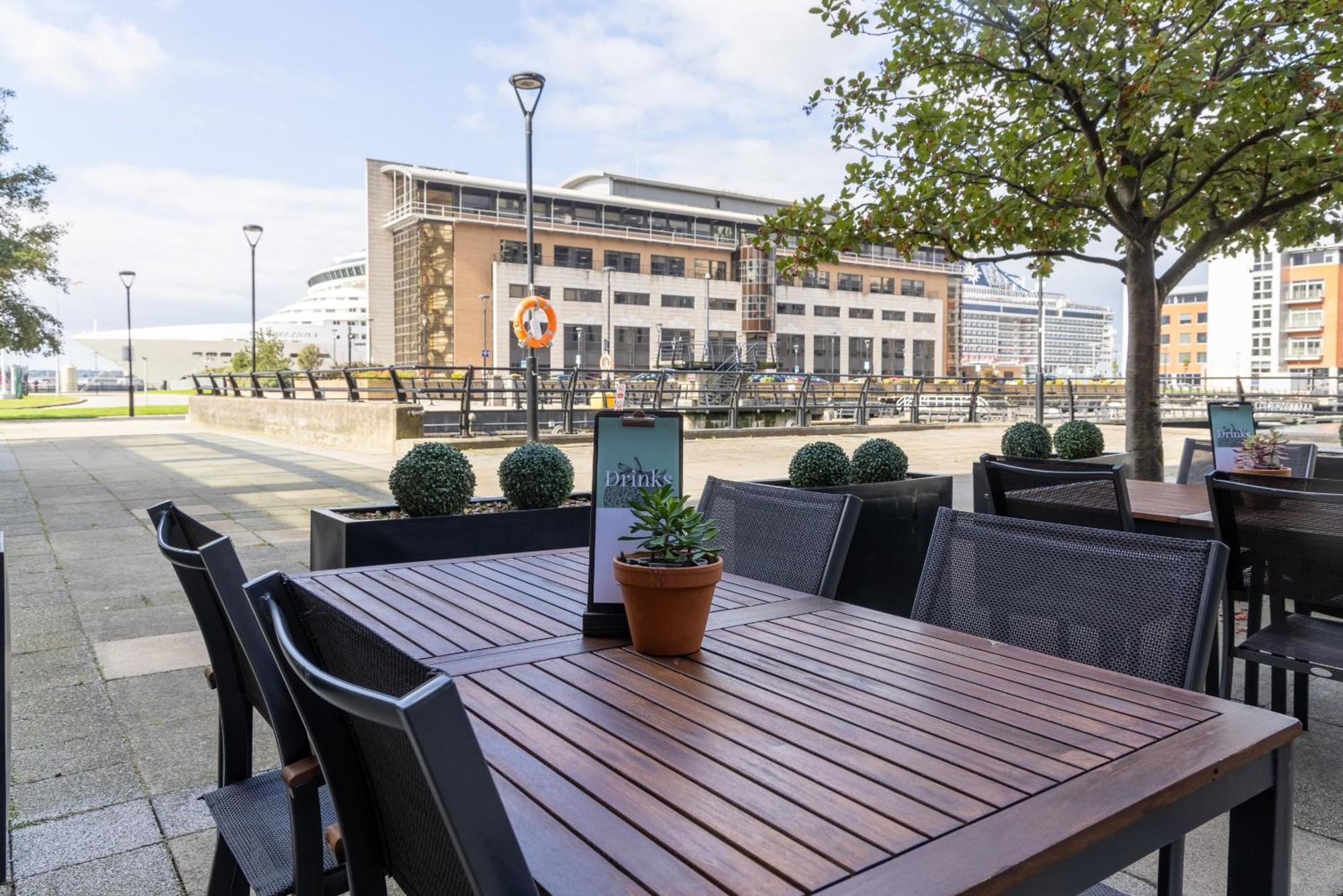 Crowne Plaza Liverpool City Centre By Ihg Exterior photo